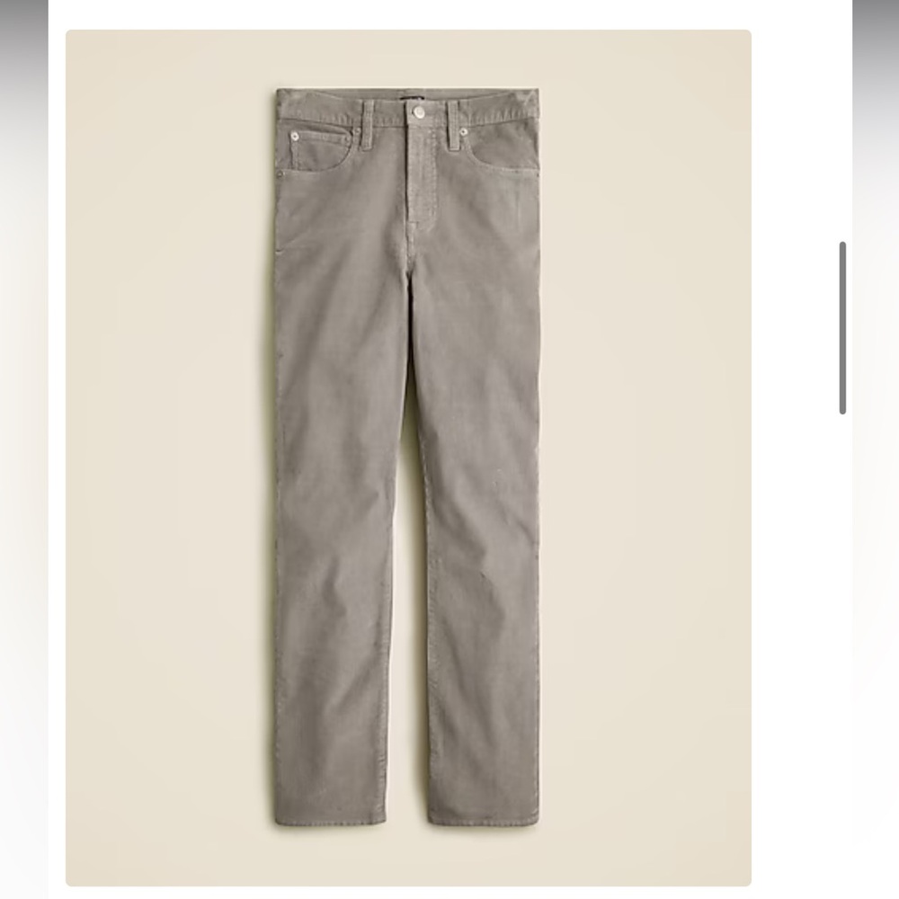 Vintage slim straight corduroy pant.